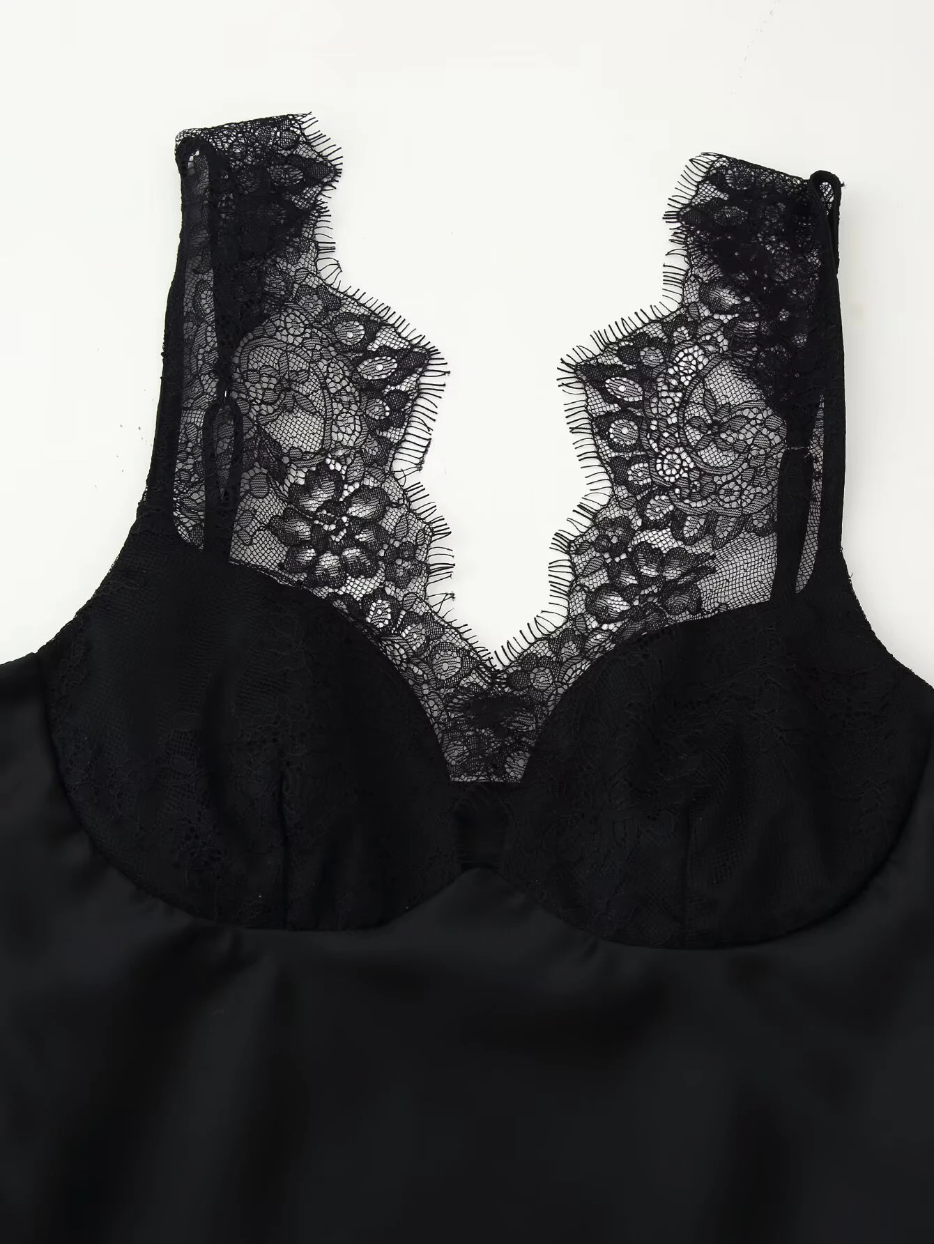 النمط الأوروبي والأمريكي 25 شتاء جديد الدانتيل التفاصيل الديكور على شكل قلب العنق غرامة حزام الكتف نسيج الحرير أعلى #3