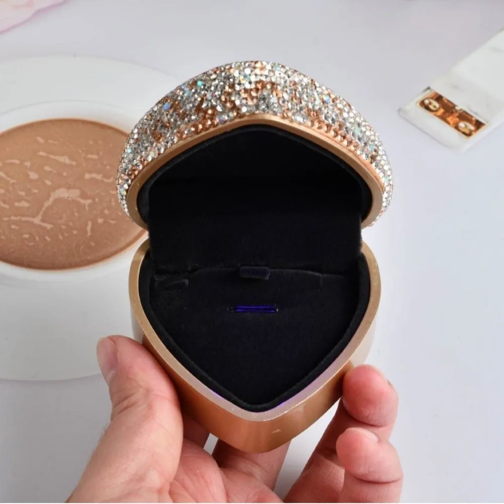 

Diamond LED Light Ring Box Storage Ring Display Heart Shape Gift Boxes Jewelry Girlfriend Gift Valentine Gift Packaging Box