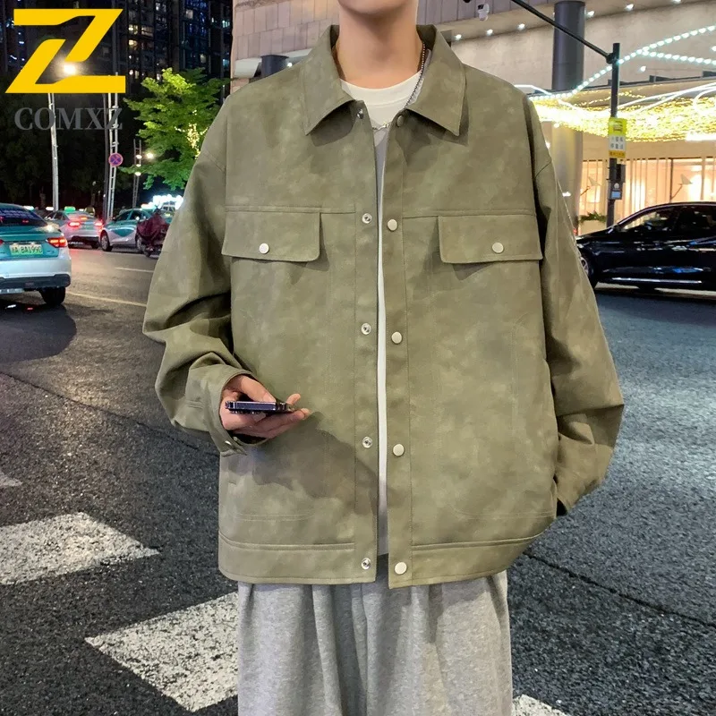 

COMXZ 2025 Mens Jacket Korean Style Autumn Outdoor Travel Loose Leather Motorcycle Jacket Trendy Streetwear Wear Resistant Coat