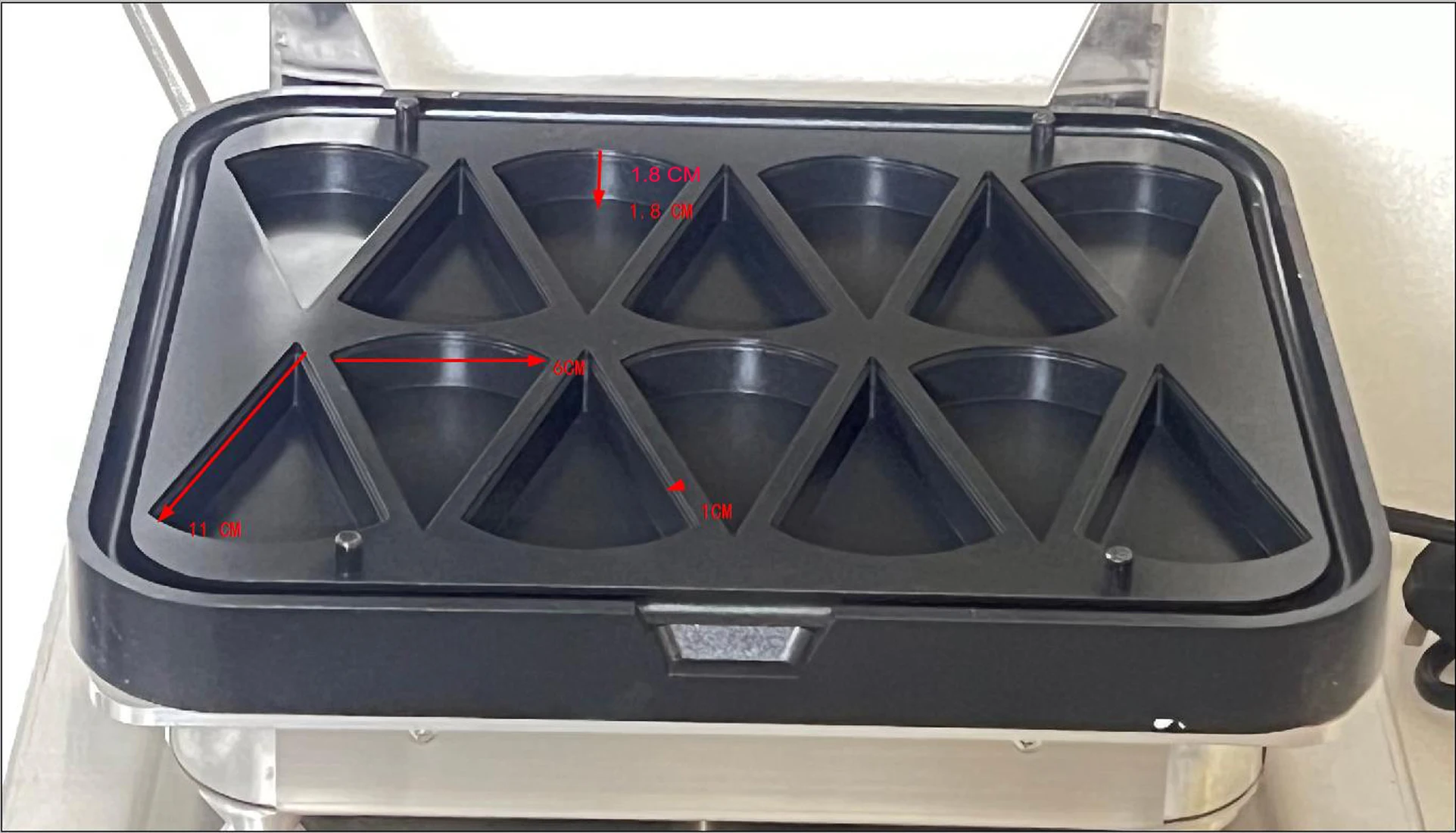 آلة تارت البيض، آلة تورتة الجبن، آلة المخابز، آلة ضغط الجلد على تورتة البيض البرتغالية #4