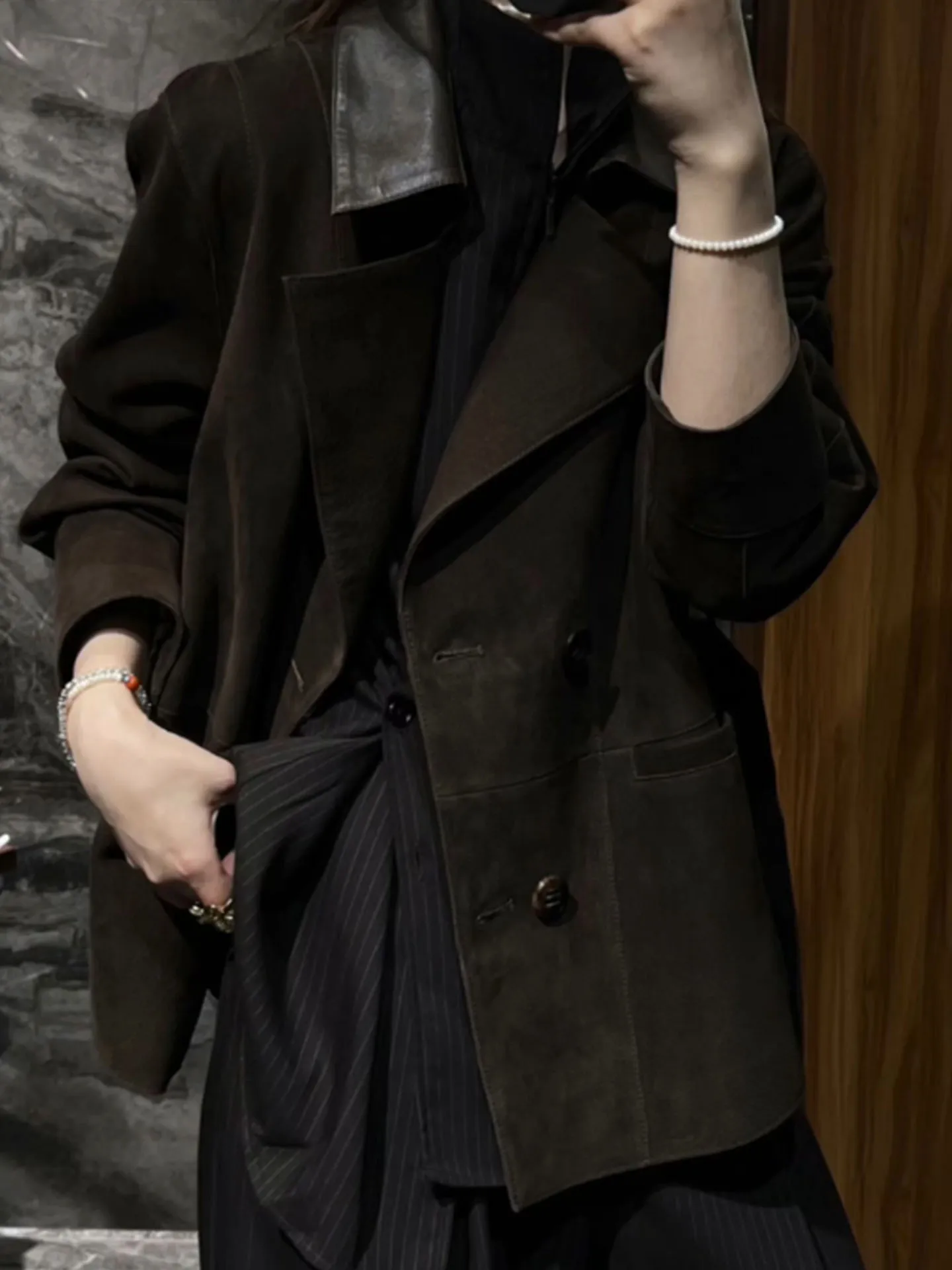 레트로 심플 슬레 칼라 브라운 코트 여성용 봄 신상 헤비 디자인 가죽 자켓 다용도 트렌디 탑 프렌치 슬레 스탠...