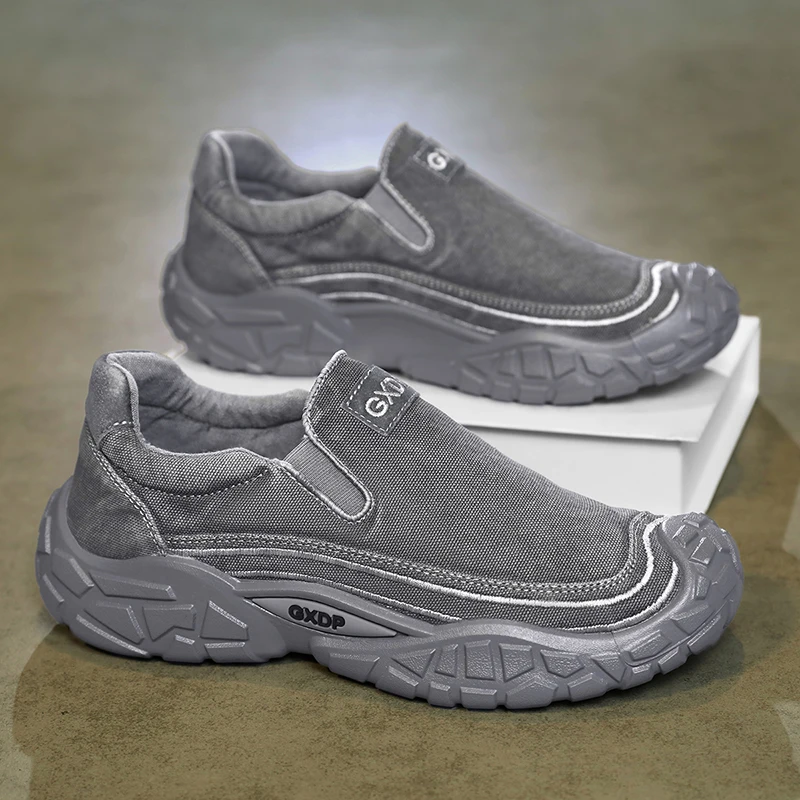 2026 New Arrival Gray Mens Sports Shoes Comfortable Male Running Footwear Outdoor Trendy Flat Sneakers Spring Man Canvas Walking