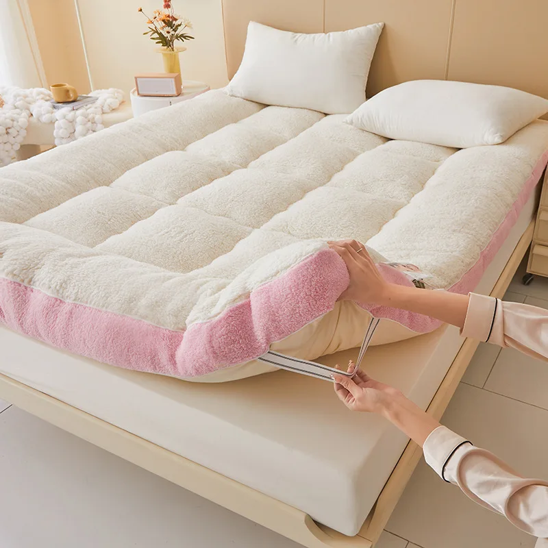 

Solid Lamb fleece mattress soft cushion milk fleece mattress mattress household autumn and winter mattress thickened