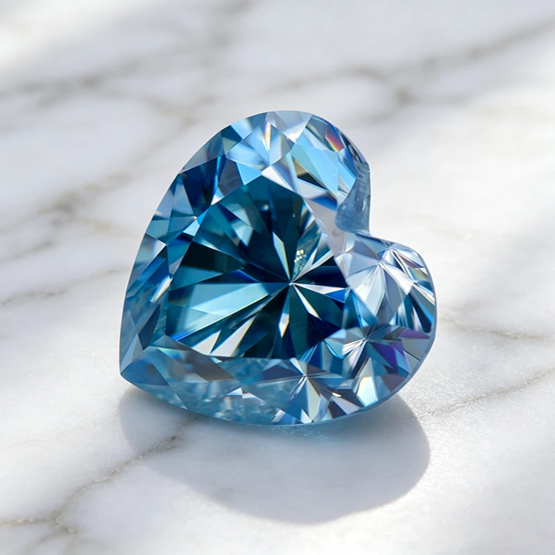 Moissanit-Stein in Aquamarin-Farbe, Herzschliff, Laborgezüchteter Edelstein für Charms und Schmuckherstellung, Besteht Diamanttester mit Zertifikat – Detail 3