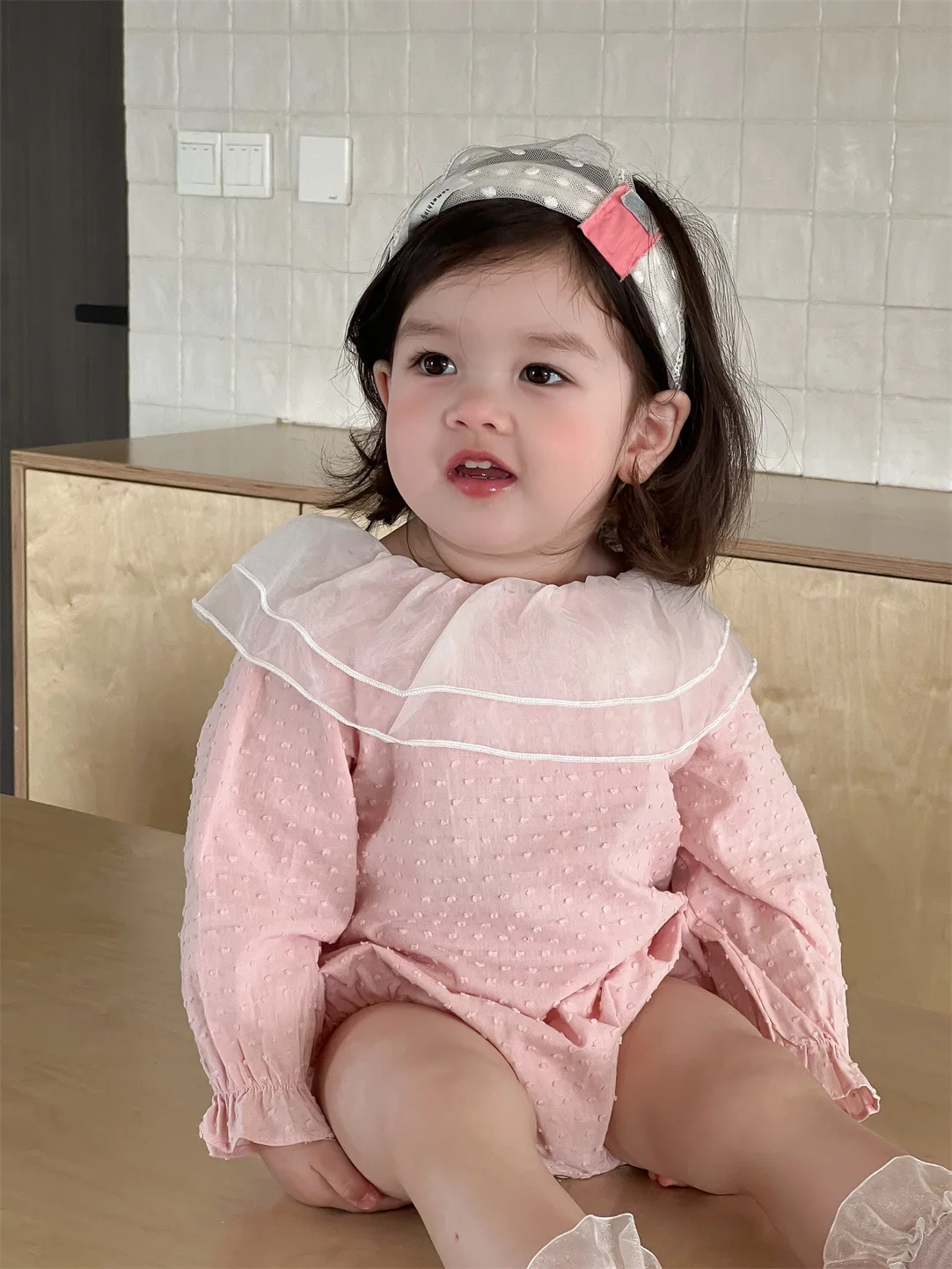 

2025 Spring New Cute Princess Baby Girl Bodysuit Newborn Toddler Long Sleeve Jumpsuit Infant Lace Collar Girl Clothes 0-24M
