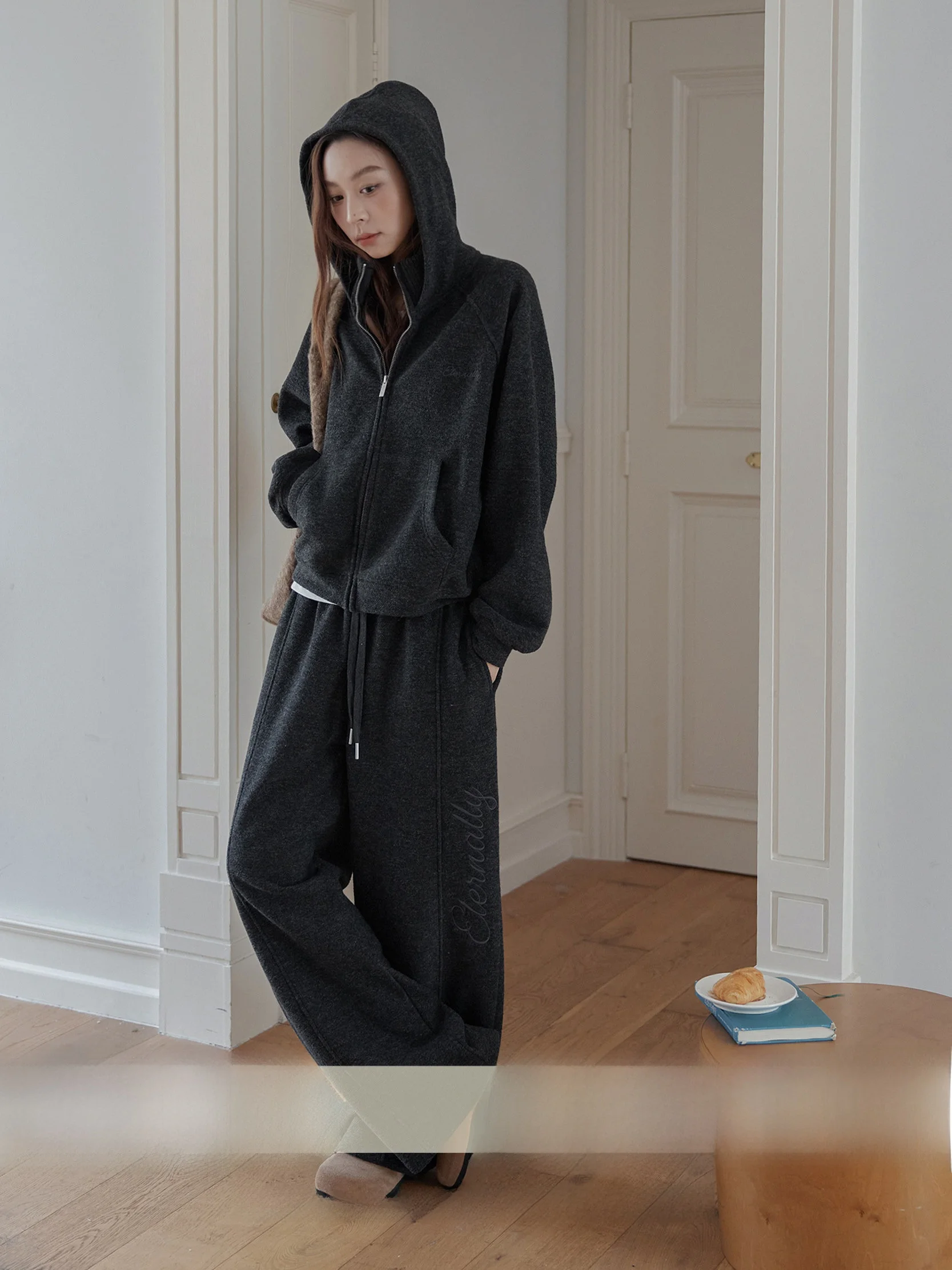 

VNOOK Women's Hooded Jaet Fce Lined Wide Leg Pants Sweatirt Set Winter Design Loose Fit Korean Sle Outfit