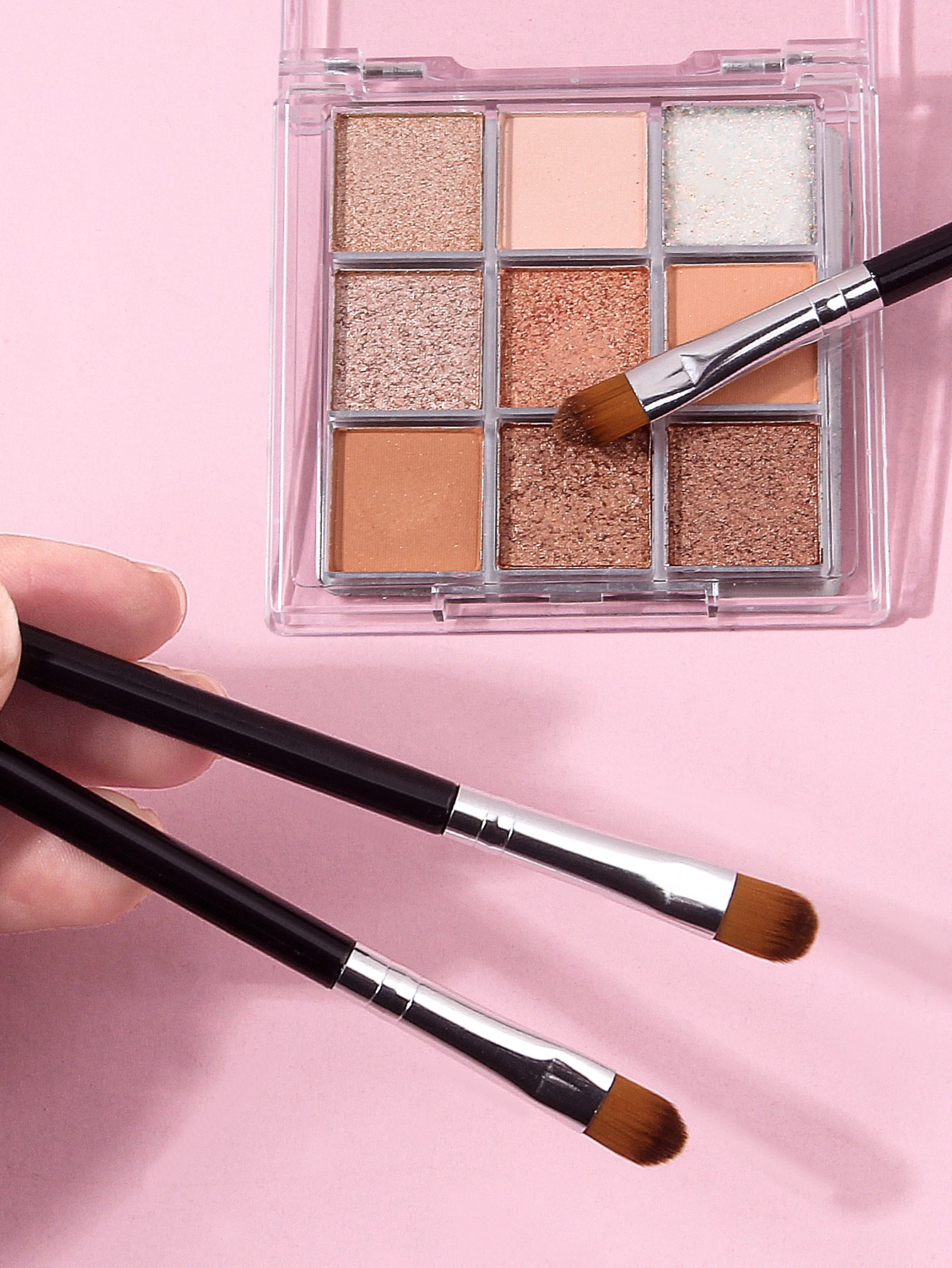 6本の初心者向けアイスポンジ、アイシャドウブラシ、多機能ポータブルメイクブラシ、美容ツール