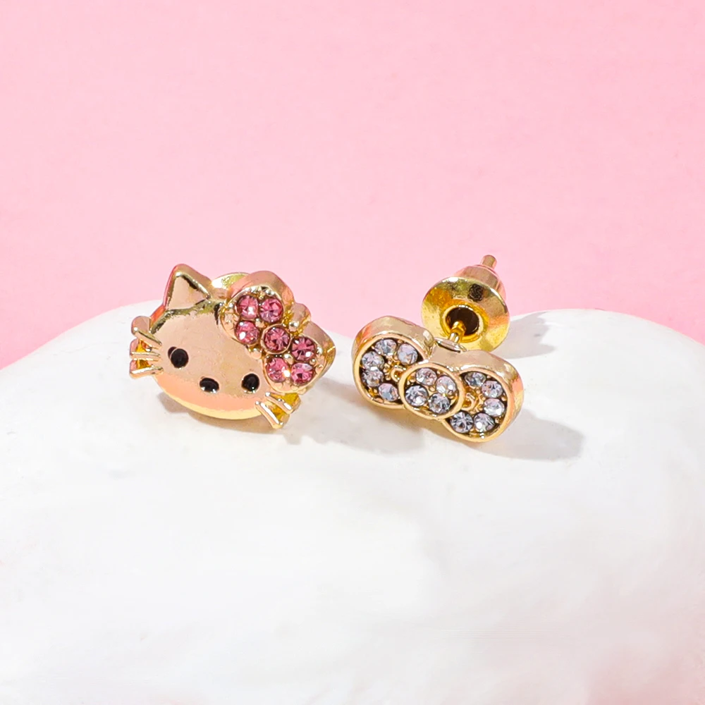 スイートサンリオイヤースタッド ハローキティ カワイイ キティちゃん 小さなイヤリング スタッド 子供 キッズ ギフト 漫画 ホリデー おもちゃ ギフト