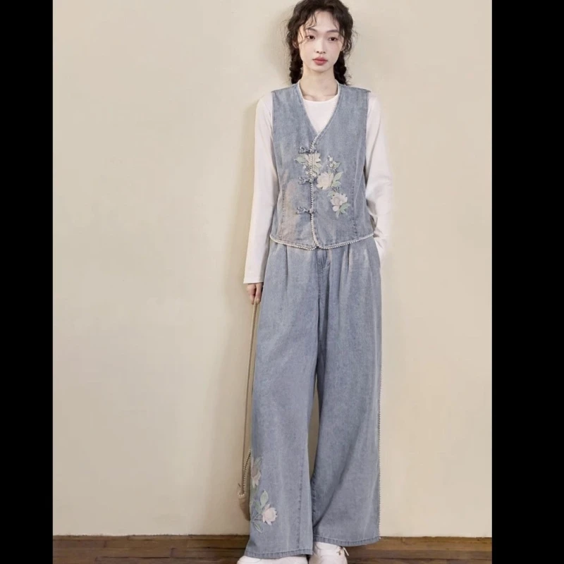 

Spring new Chinese style casual denim two-piece set women's V-neck embroidered sleeveless vest fashion straight leg pants