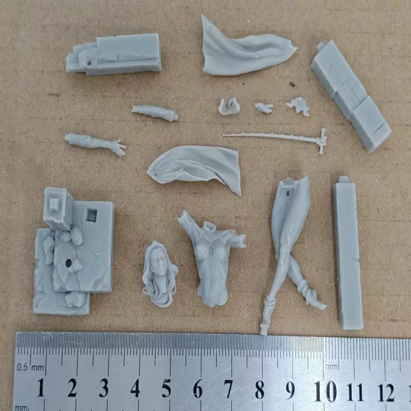 1/24 Bilancia Figurina In Resina ballerina che sollevano una spada Kit Modello FAI DA TE Smontato Non Verniciato Scultura giocattoli