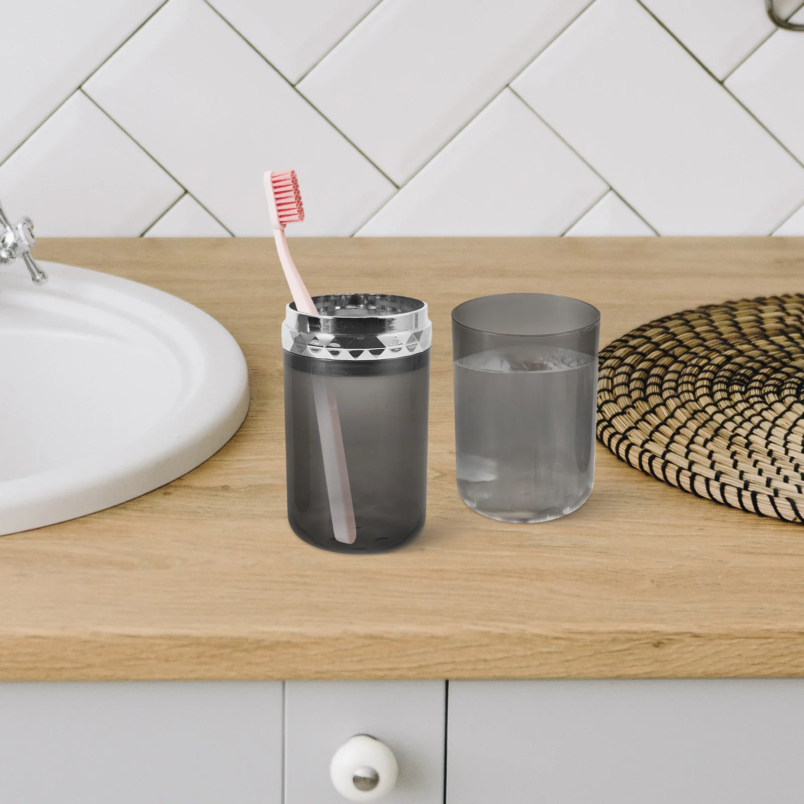 

Portable Travel Toothbrush Cup Large Capacity Clear Toiletry Mug for Camping Business Trip School Bathroom Toothbrush Holder