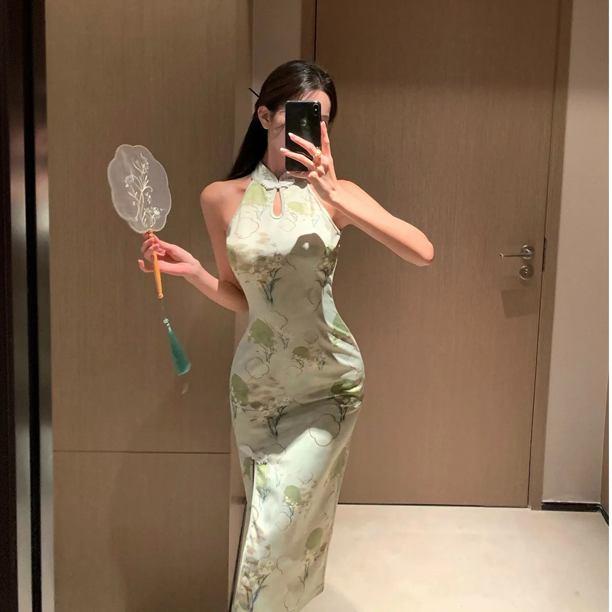 Ele een Qipao Dr con estampado floral con detalle de botones Calidad premium de alta gama Nueva colección de otoño para mujeres