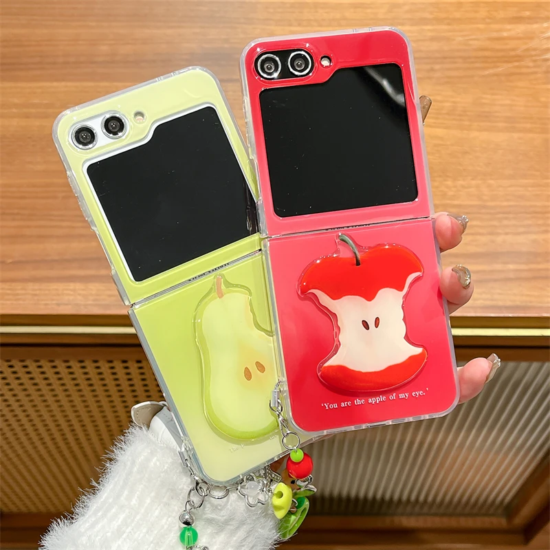 

Cute 3D Pear Case For Samsung Galaxy Z Flip 6 5 4 3 Phone Cover with Charm Lovely Hard Cases Z Flip5 Flip6 zflip4 Kawaii Funda
