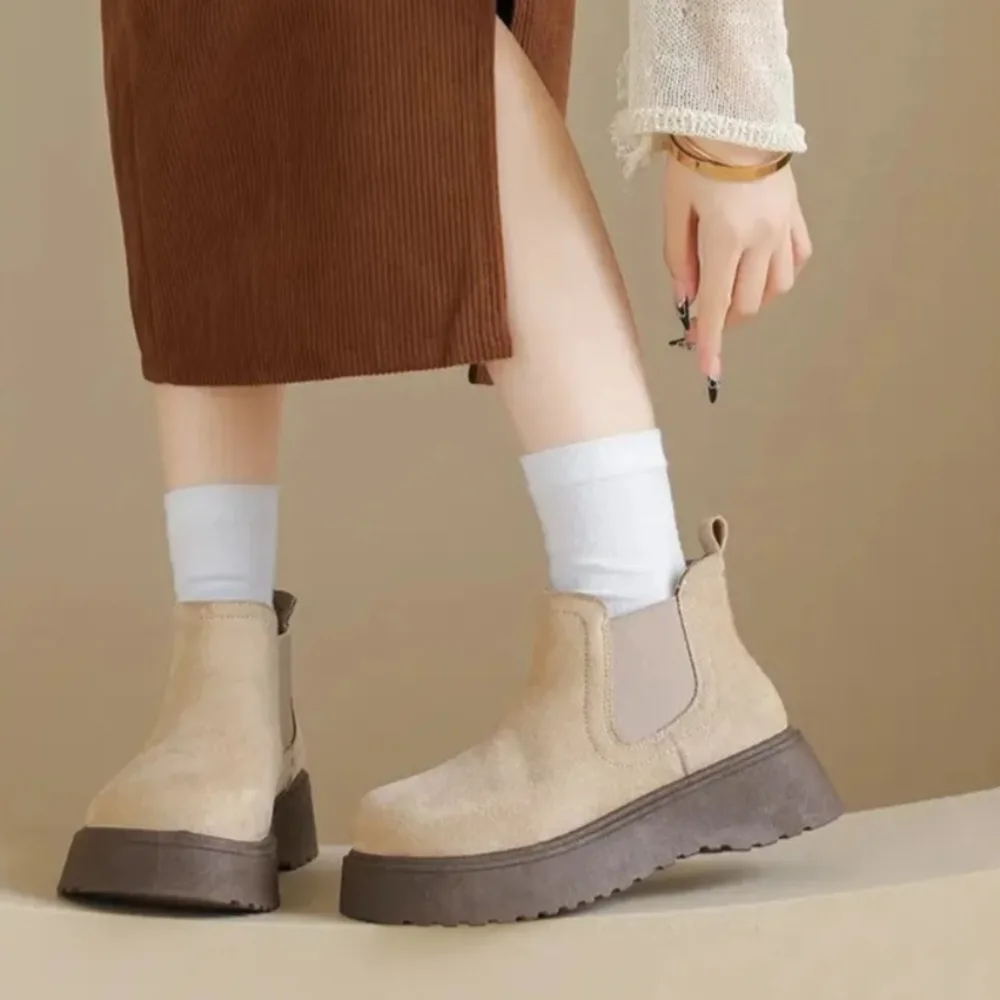 

Platform Ankle Boots Woman Winter 2025 Fur Chelsea Luxury Designer Shoes Ladies Flat Heel Warm Casual Elegant Plush Snow Booties