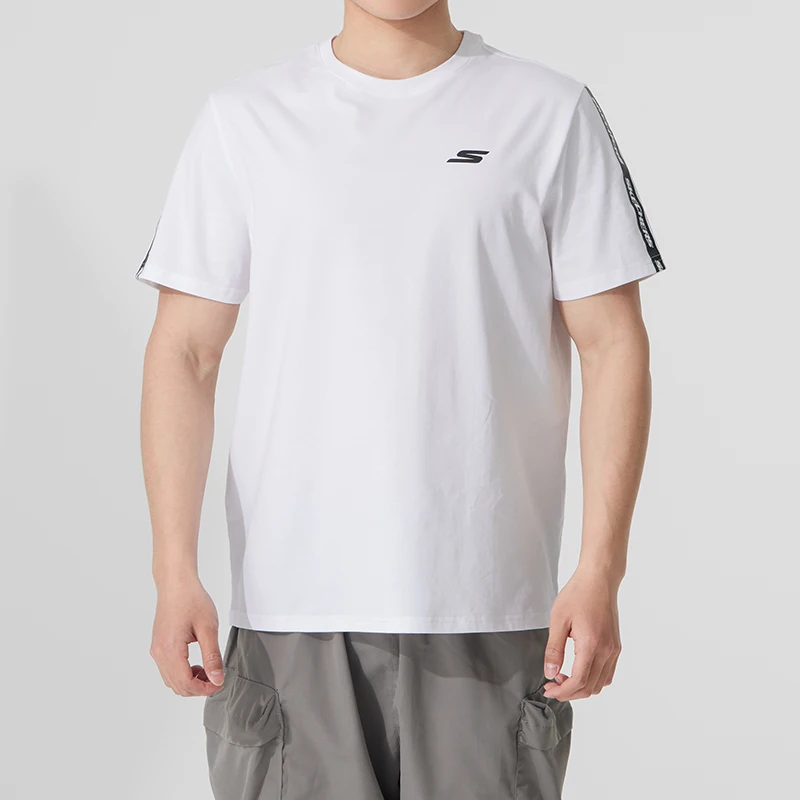 

Мужская трикотажная футболка Skechers с круглым вырезом и короткими рукавами, свободная и удобная, мужская спортивная повседневная одежда с круглым вырезом P225M270-0019