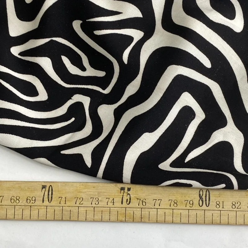 Black White Zebra Stripe 80S Silk Cotton Satin Fabric Summer Dress Elegant Luxurious Women's Fashion Breathable Party Wear view 2