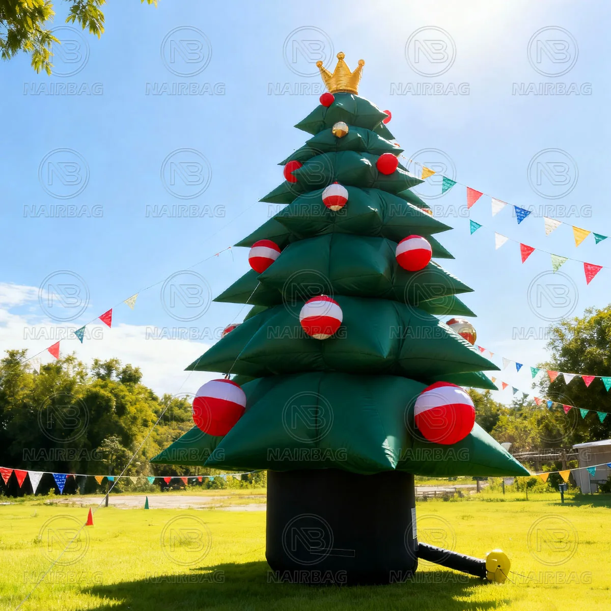 Árbol de Navidad inflable gigante Árbol de Navidad Publicidad al aire libre Dibujos animados 20 pies 22 pies 25 pies 26 pies 30 pies 33 pies Decoración de árbol de Navidad inflable