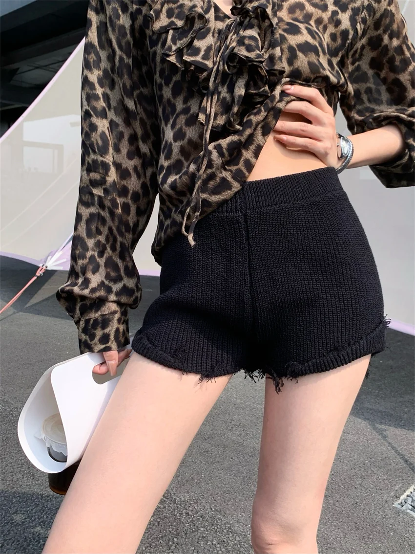 

PLAMTEE High Waist Knitted Shorts Winter Daily All Match Elegant Spring 2025 Vintage Ruffles Shirts Slim Leopard Streetwear