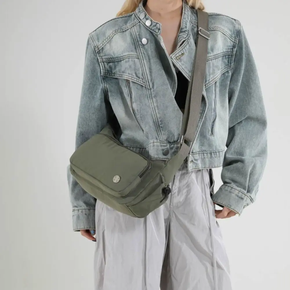 

Trendy Casual Cross Body Bag Designer Simple Nylon Shoulder Bag Multiple Pockets Lightweight Commuting Sling Bag Outdoor