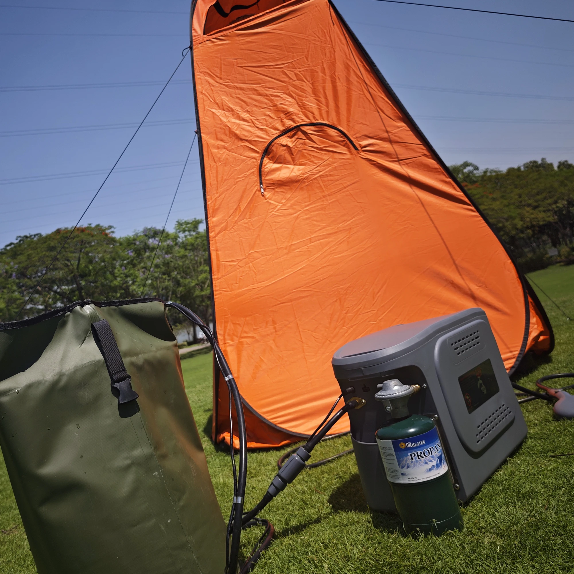 ATV Portable Electric Shower For Outdoor Activities Camping Hiking Car Washing Pet Bathing Gas Battery USB Power Options