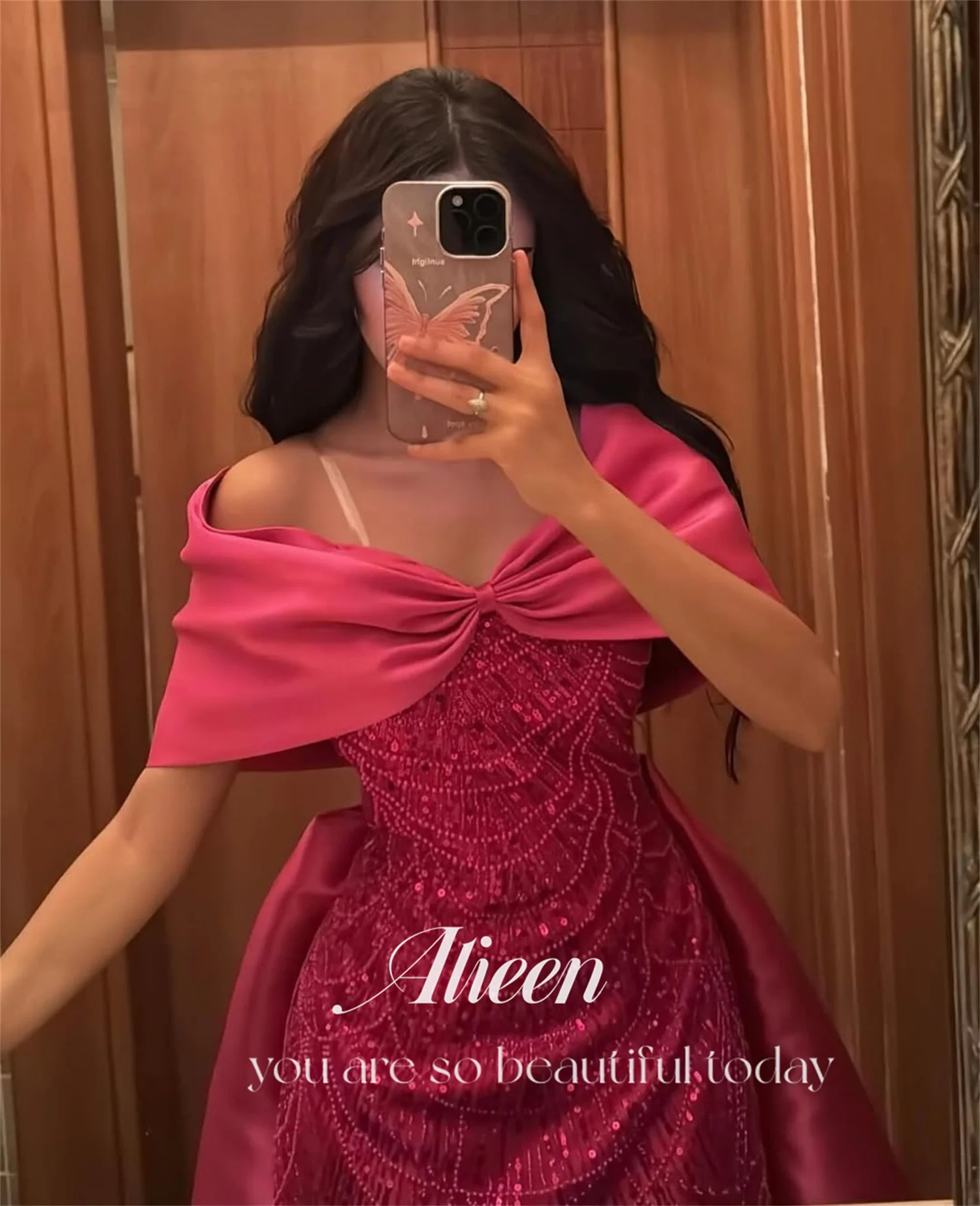 Aileen カスタマイズされたエレガントな高級イブニングドレス 2025 手作りビーズローズレッド女性の高級イブニングドレス真新しいドレス