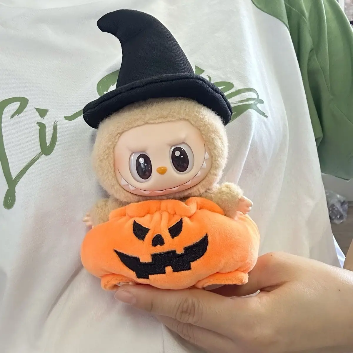 Pluszowe ubranka dla lalek strój odzież na Halloween akcesoria dla Korei Kpop Exo Labubu II Idol lalki siedzący strój w kształcie dyni