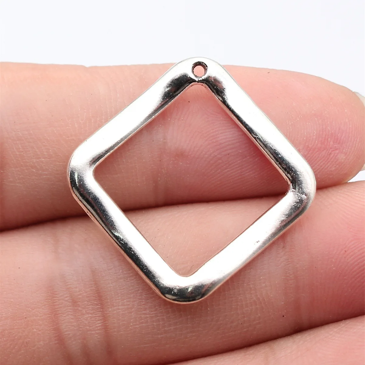 WYSIWYG 10pcs 31x31mm 3 Colors Antique Bronze Color Antique Silver Color Antique Gold Color Hollow Out Rhombus Charms