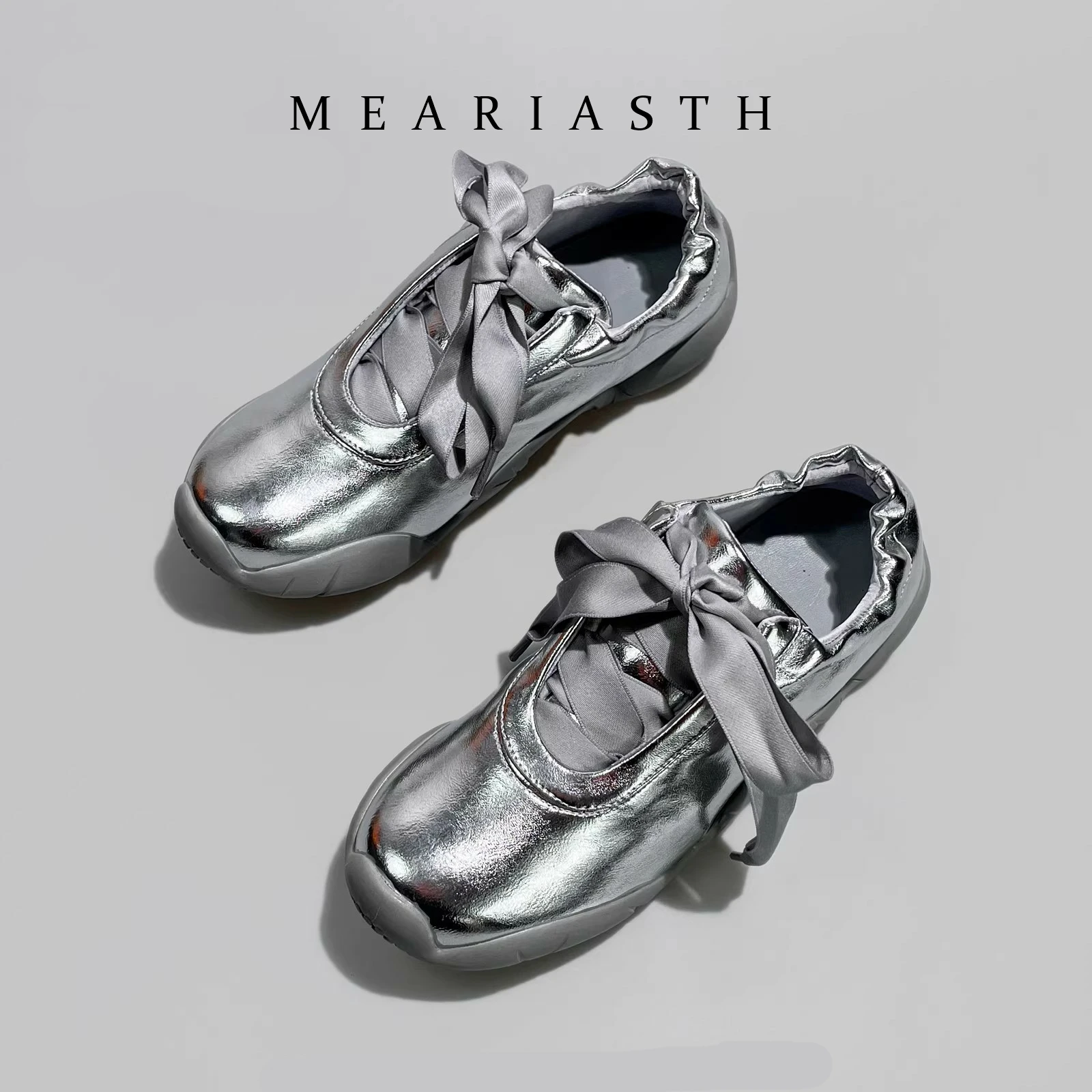 

Round Toe Flat Ballet Shoes 2026 Spring New Soft Sole Cross-Lace Sneakers Fashion Women Silver/pink Casual Shoes Hot Selling