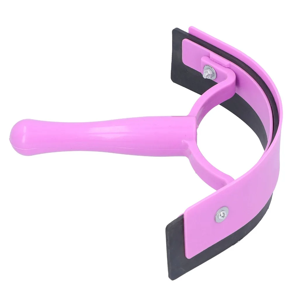 Random Color Horse Sweat Scraper Rubber Plastic Handle Riding Grooming Tool Ergonomic Comfortable Grip Livestock Grooming Tool