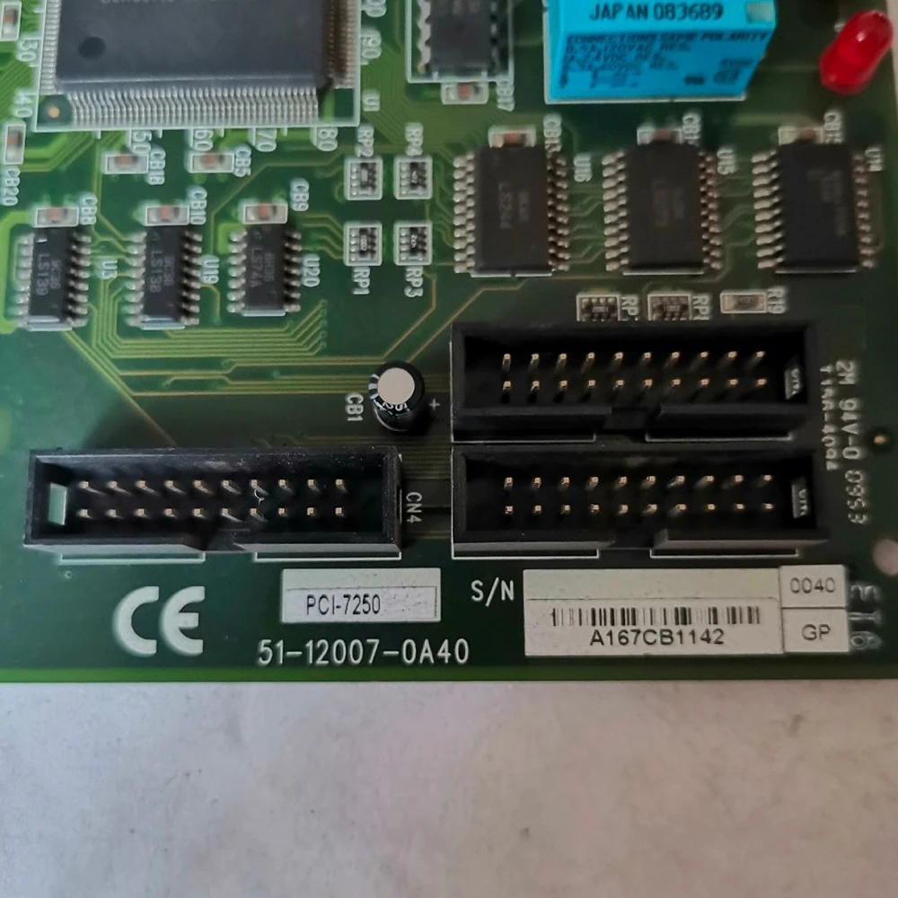 

Карта переключателя ввода/вывода оптической изоляции PCI-7250