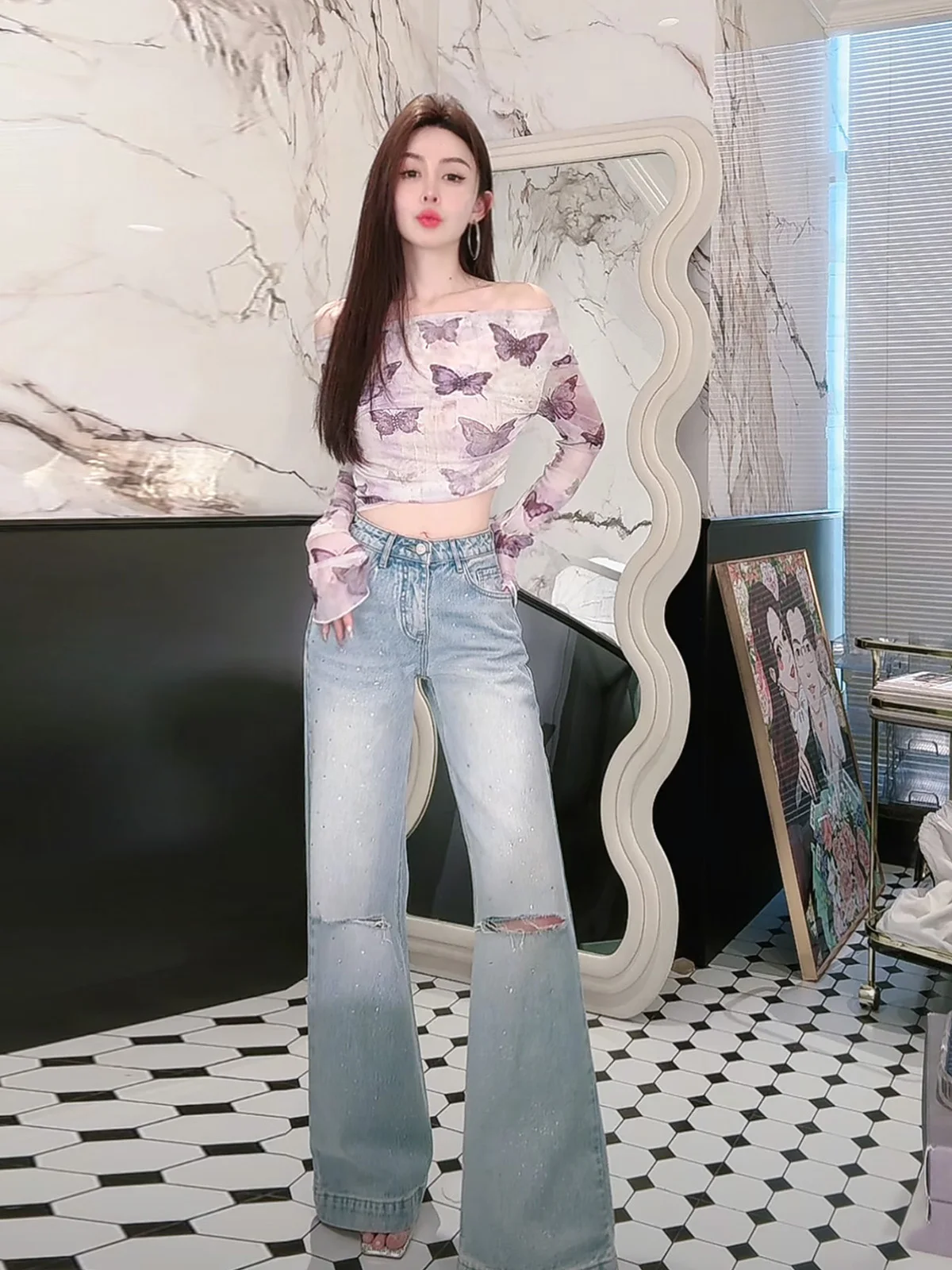 

Elegant Denim Jeans with Rhinestone Hole Design Fashionable Spring Summer Ladies Cotton Straight Leg Natural Waist Jeans