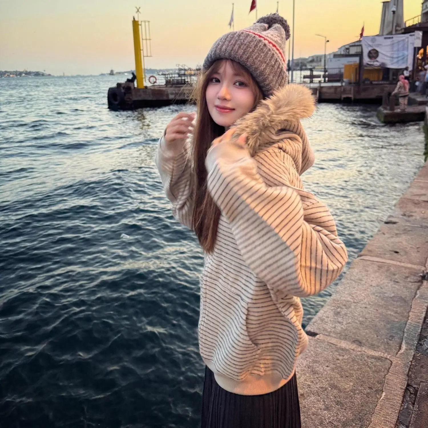 

Korean Non Removable Fur Collar Striped Cardigan Hooded Sweatshirt For Women's 2025 Autumn/winter Versatile Commuting Jacket Top