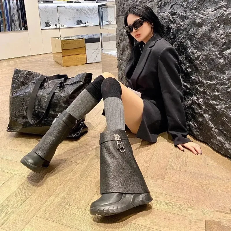 Genuine Leather Shark Boots Metal Lock Buckle Thick Bottom Short Tube Women's Fashion Pants Boot High Heel round Toe Rubbe