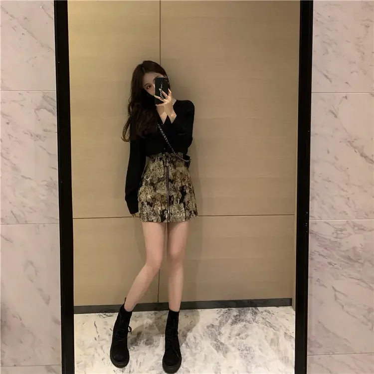 Two-piece Women's 2024 New Spring Leopard Print Bust Skirt + Korean Shirt Women Two Pieces