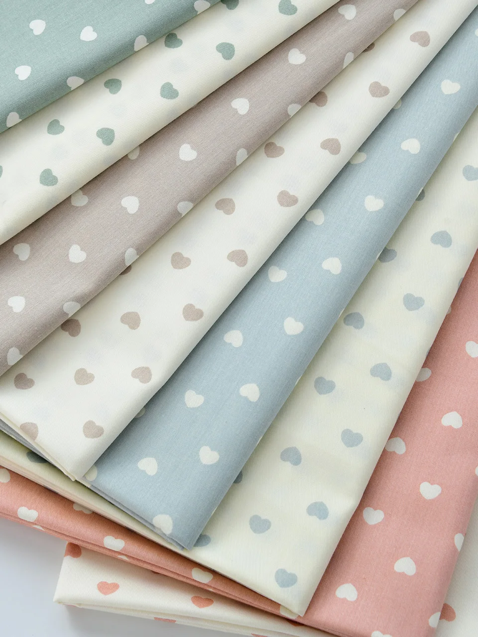 tecido-de-algodao-puro-com-padrao-xadrez-gingham-para-artesanato-diy-material-simples-e-colorido-com-coracoes-rosas-fofos-pa