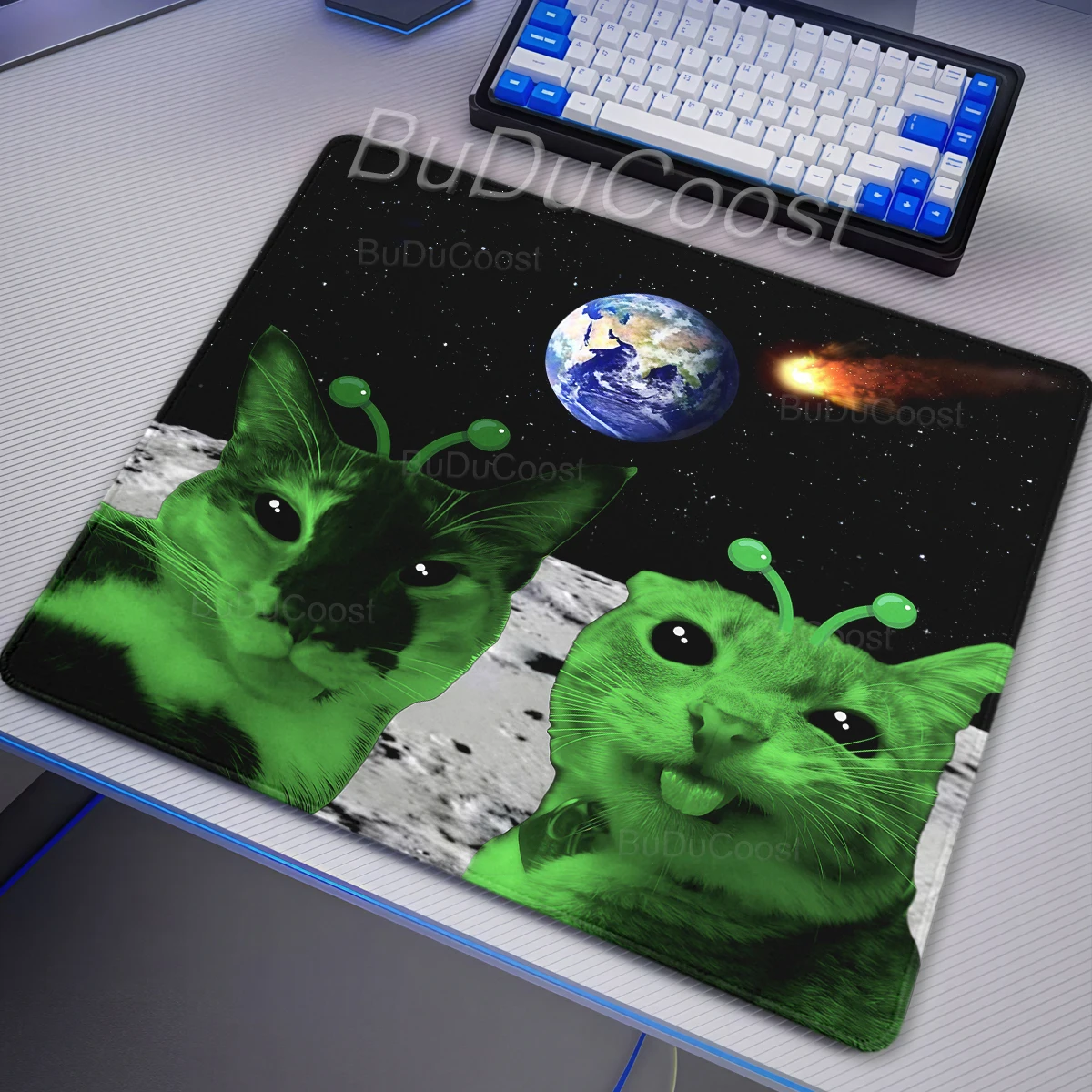 Alien Cat Meme Mauspad, kleine rutschfeste Schreibtischunterlage aus Gummi, tragbare Matten, Laptop-Bürozubehör, Gaming-Mauspad, Kawaii-Katzen-Schreibtischunterlage
