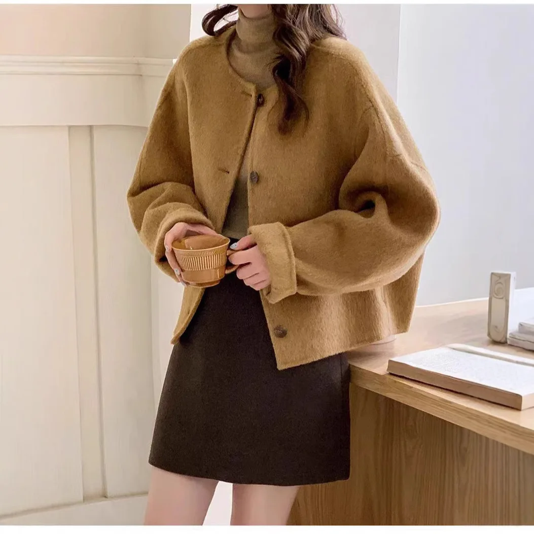 Korean version of Xiaoxiangfeng double-sided woolen coat, simple, loose, high-end feeling, short and short woolen coat for women