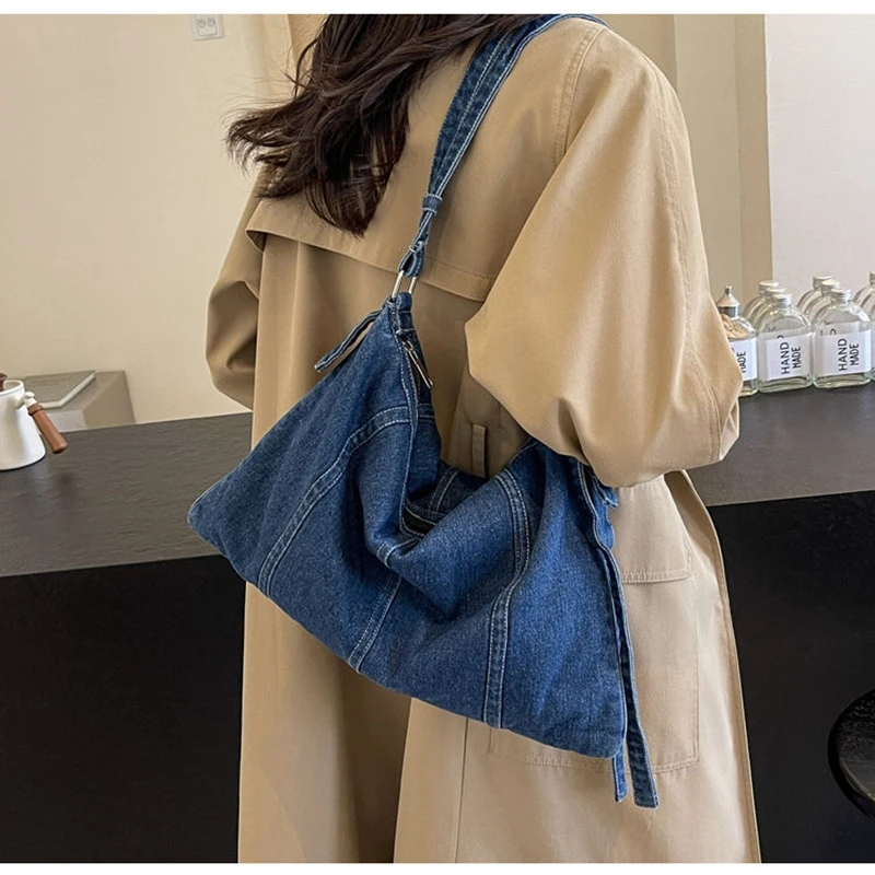 Denim Shoulder Bags for Women Soft Hobos Handbag with Zipper Female Foldable Crossbody Purse Female Travel Bag in Blue Black