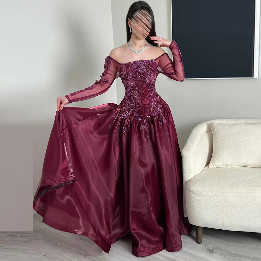 Maßgeschneidertes elegantes A-Linien-Abendkleid mit langen Ärmeln, zarte Perlen, schulterfreies Promi-Kleid, Ballkleid mit Schnürung am Rücken