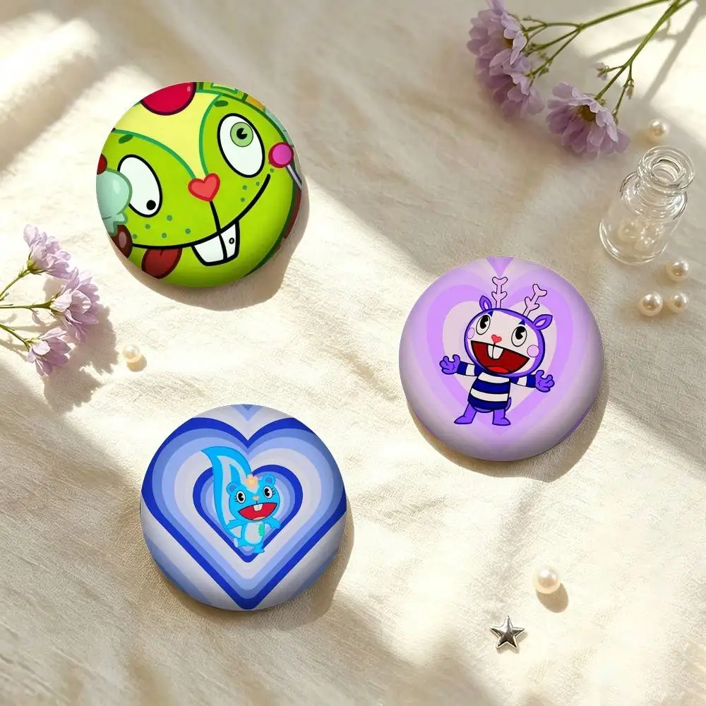 H-Happy Tree Friends Cartoon   25 32 44 58 75mm Badges Personalized Round Brooches Pins Accessory Gift