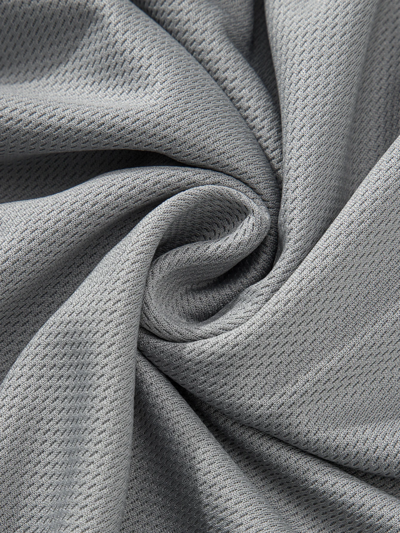 4-piece men's sports basketball shorts made of moisture wicking fabric with drawstring waist and pockets loose summer sportswear