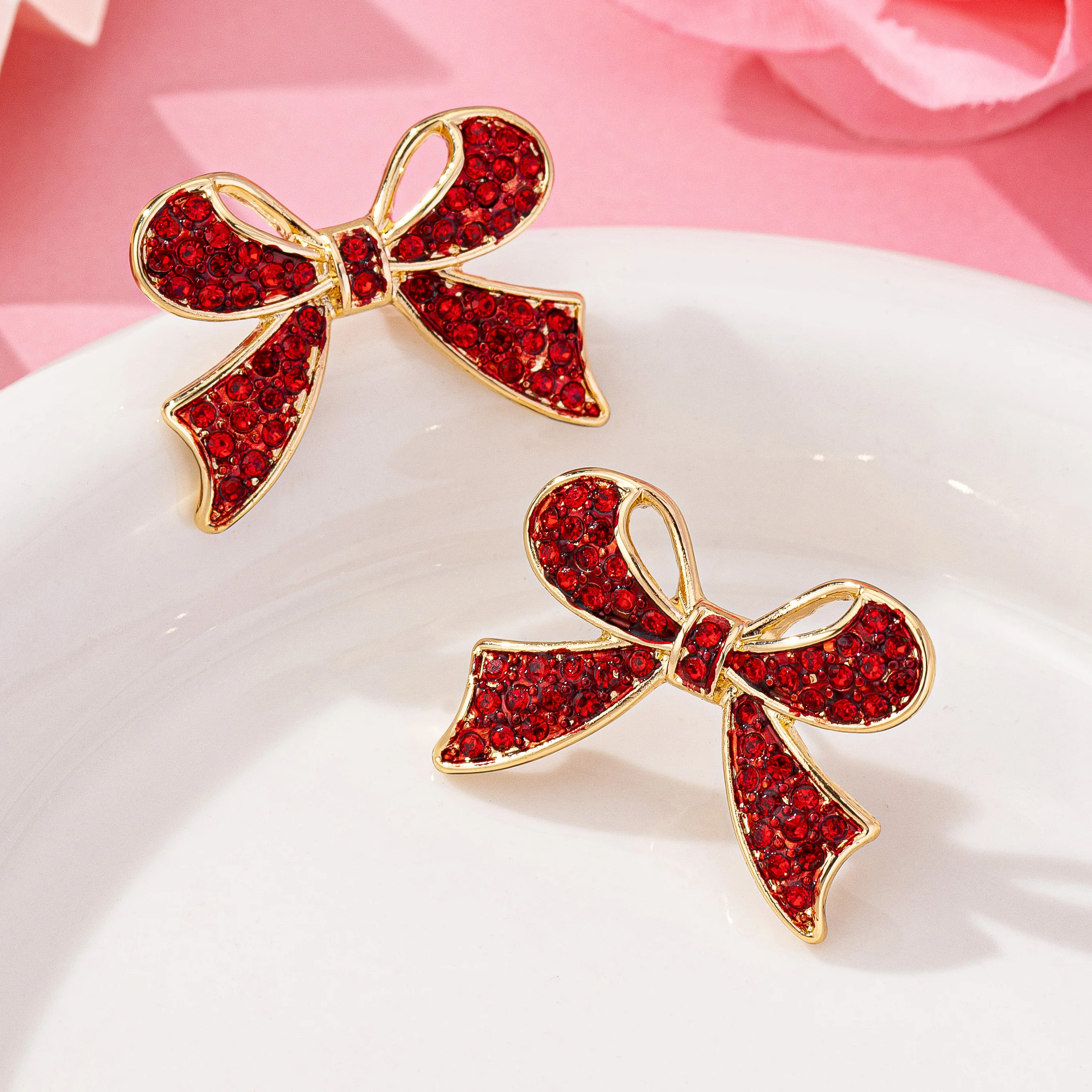 

Simple and fashionable design bow stud earrings, vacation, travel, beach wedding, wedding, dating, jewelry