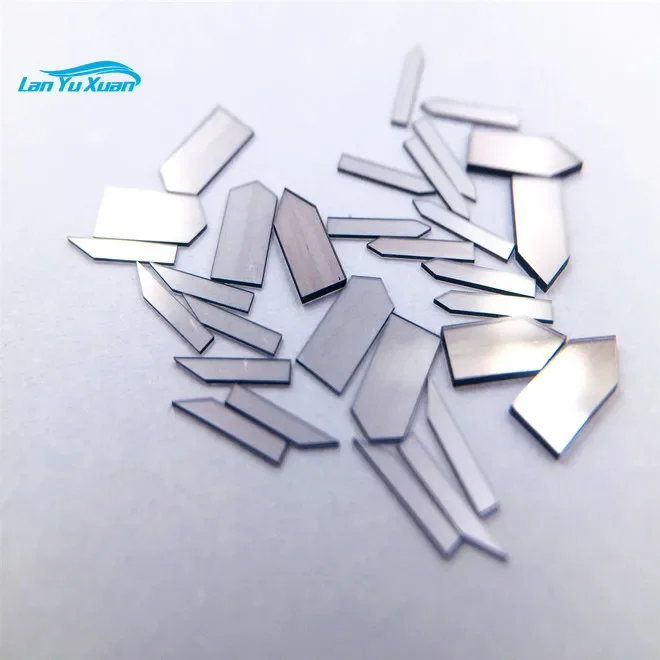 Ультратонкие алмазные хирургические лезвия Best CVD Diamond 110, ориентирование 2PT 6,5*1*0,2