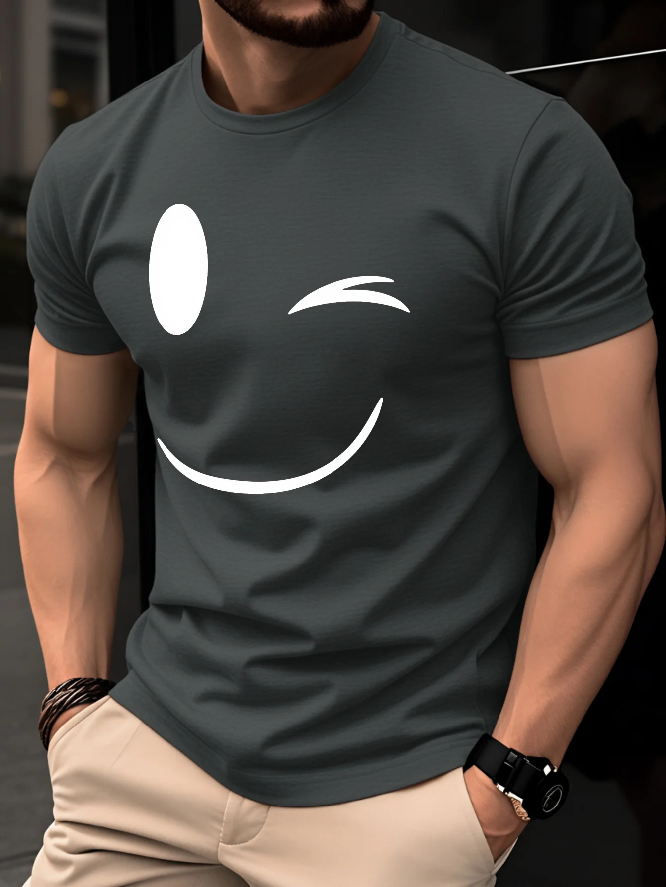 Men's T-shirt Summer Short-sleeved Top Trendy and Fashionable, Simple Line Joyful Face with Playful Blinking Expression Design