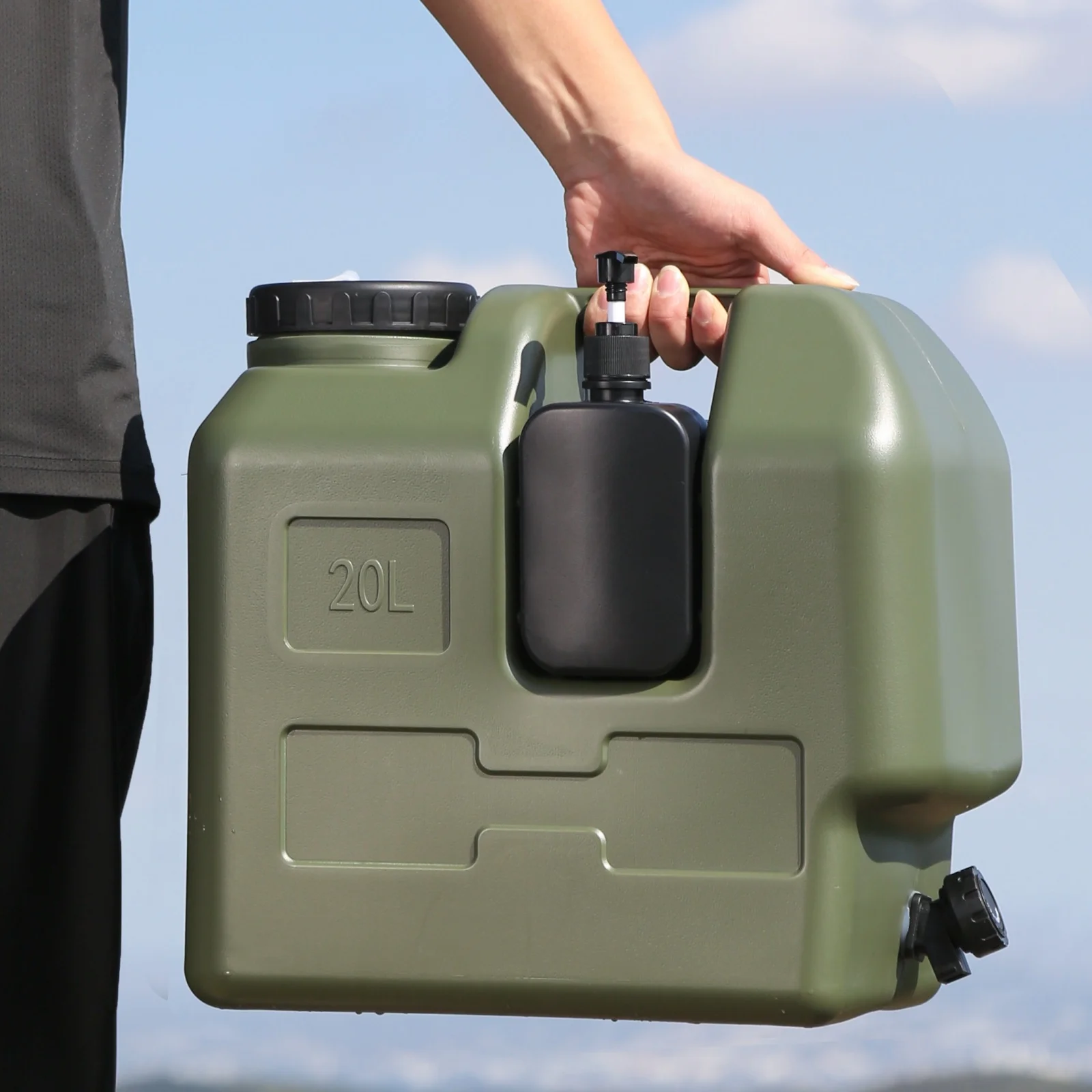 20L Camping Water Container Large Capacity Plastic Water Storage Bucket with Spigot & Hand Sanitizer Jar Portable Water Tank