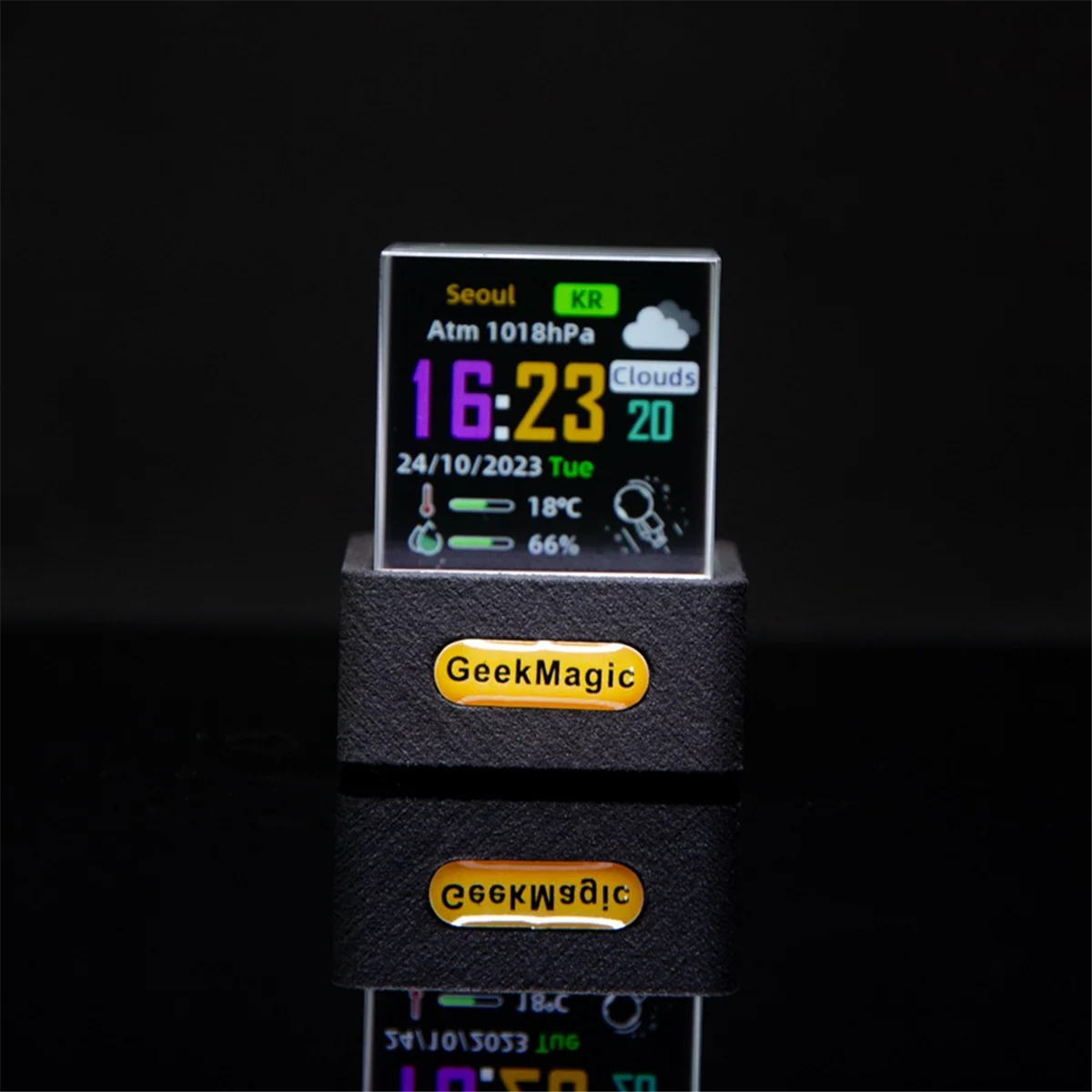 GeekMagic Crystal Cube Photo Display Holographic Desktop สถานีตรวจอากาศอัจฉริยะนาฬิกาดิจิตอลพร้อม GIF Animations อัลบั้ม F