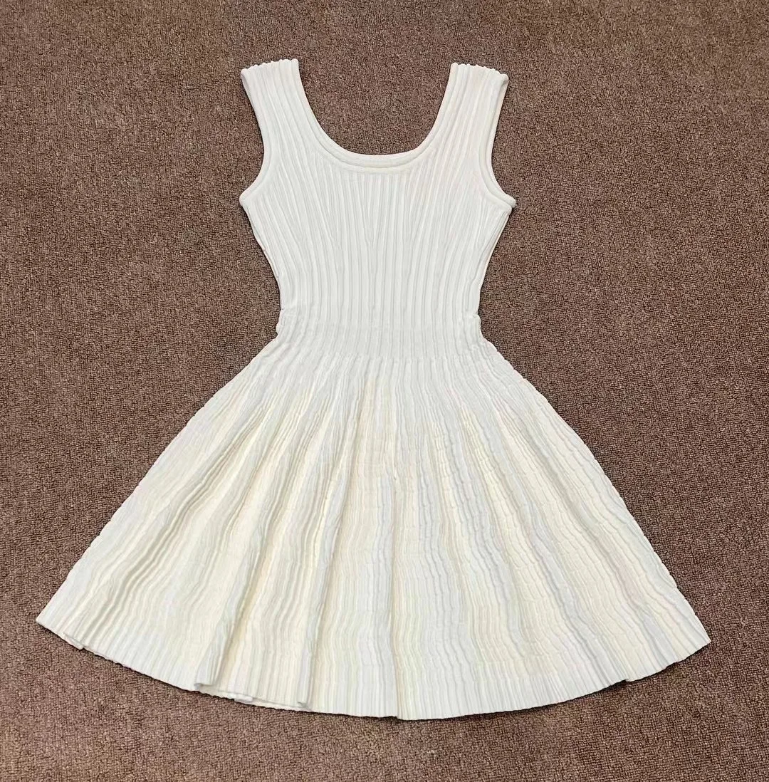 Summer knitted sleeveless mini dress