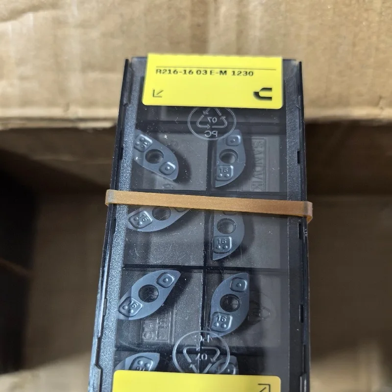 

Hard alloy cutting blades R216-1603E-M 1230