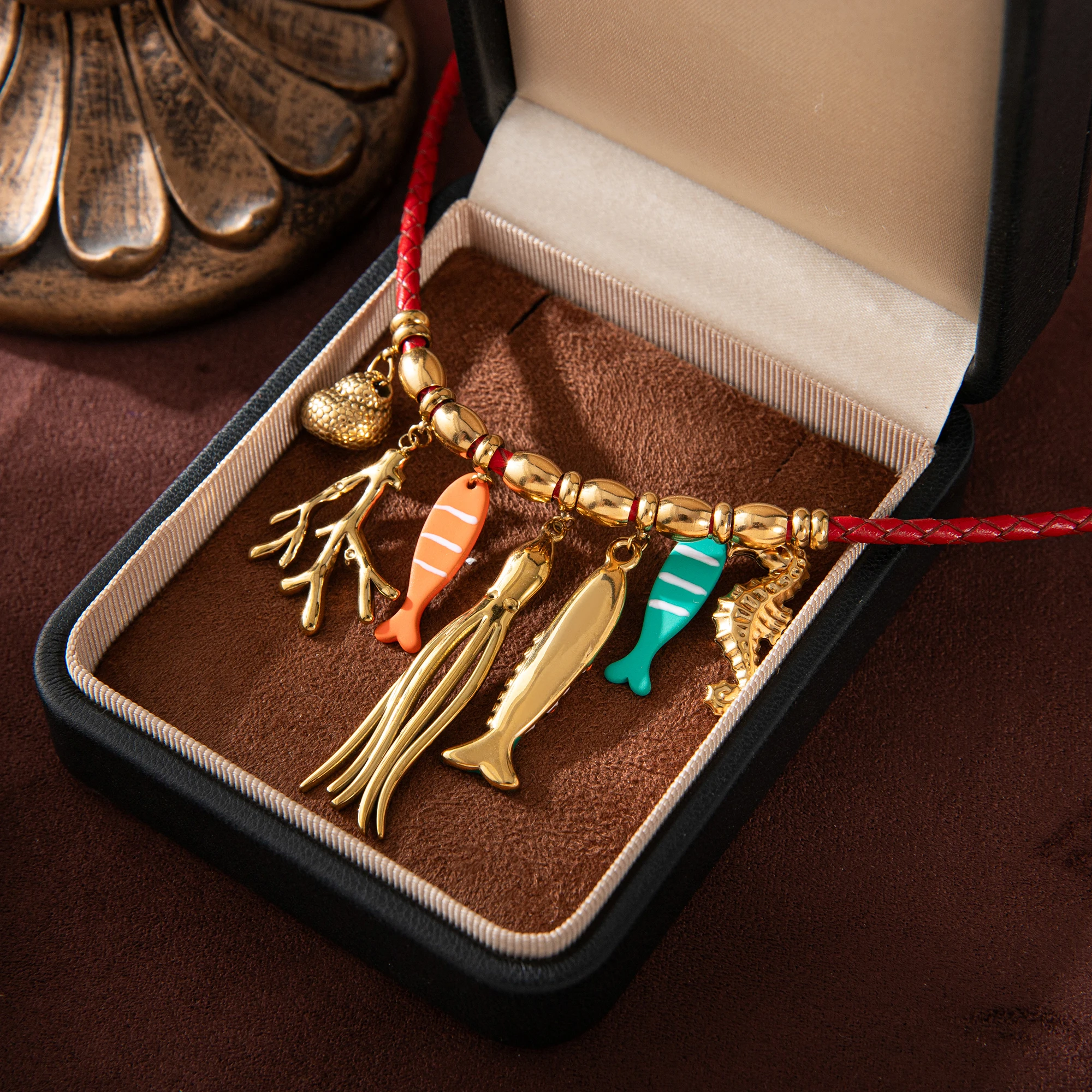 

Bohemian Enamel Fish Pendant Necklace 18K Gold Plated Stainless Steel Ocean Charm Jewelry Summer Gift