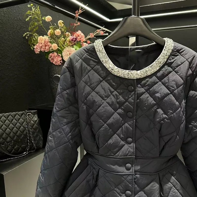 Women's clothing Winter New arrivals Patchwork Sequins Round neck Cotton coat Charming Diamond pattern Fitted waist Slimming